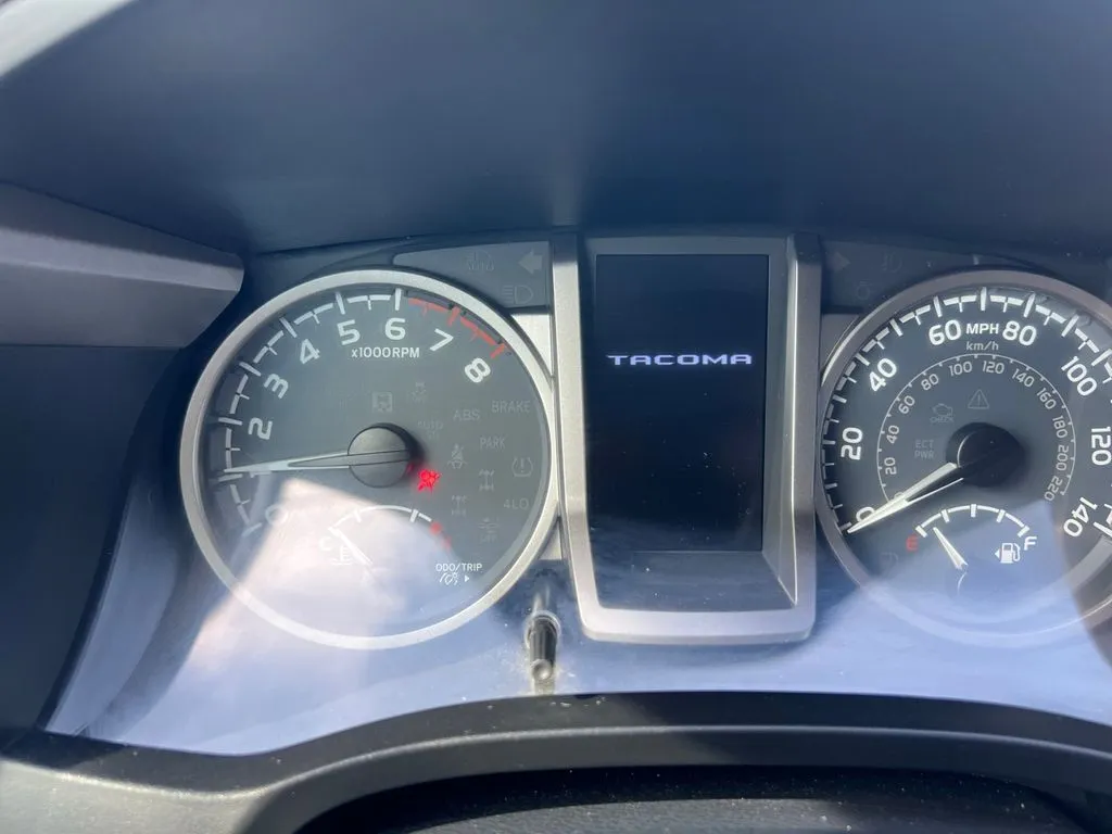 2019 Toyota Tacoma SR5 - Photo 20
