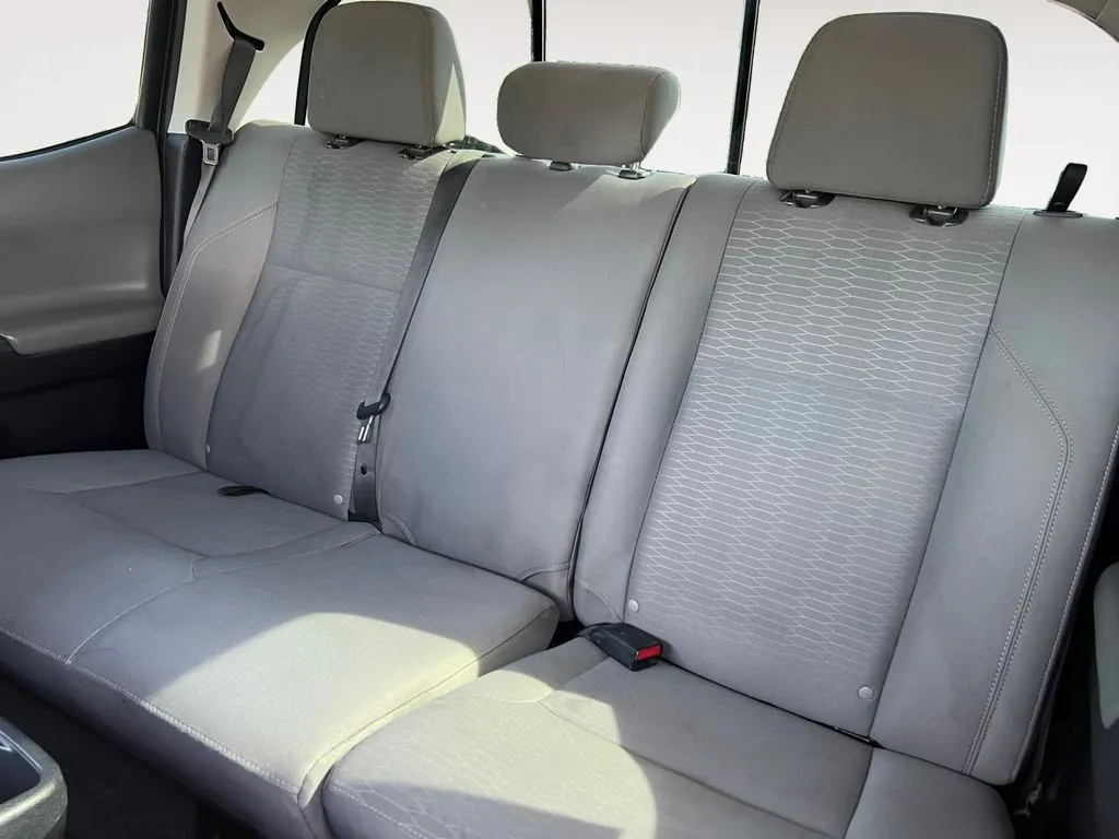 2019 Toyota Tacoma SR5 - Photo 13