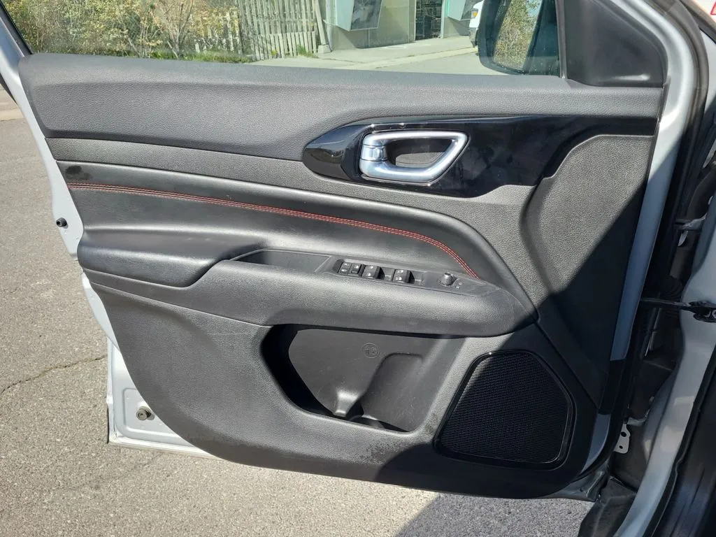 Jeep Compass photo 19