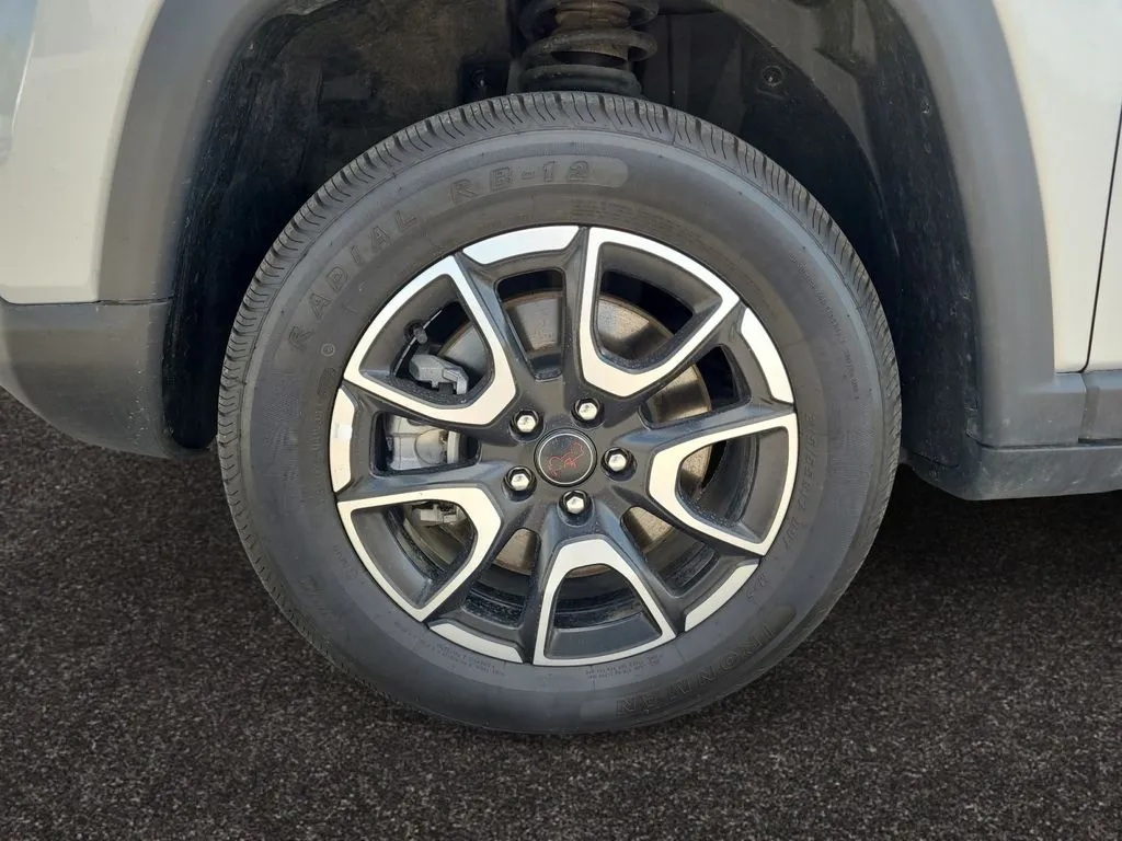 Jeep Compass photo 14