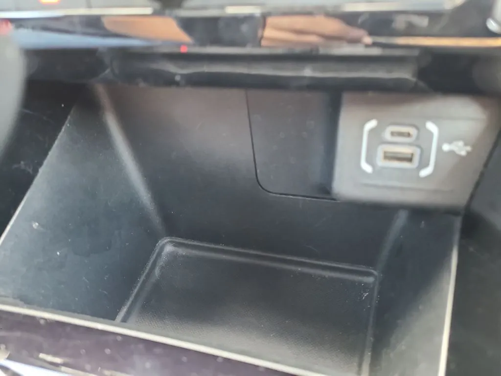 Jeep Compass photo 22