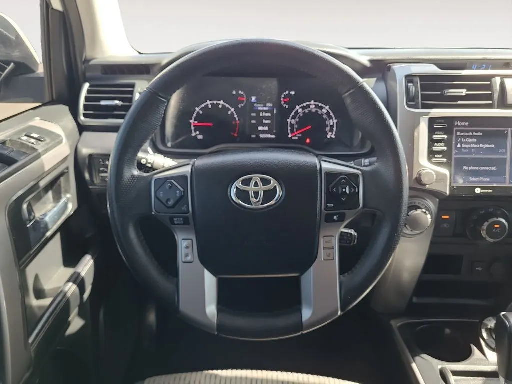 Toyota 4Runner photo 12