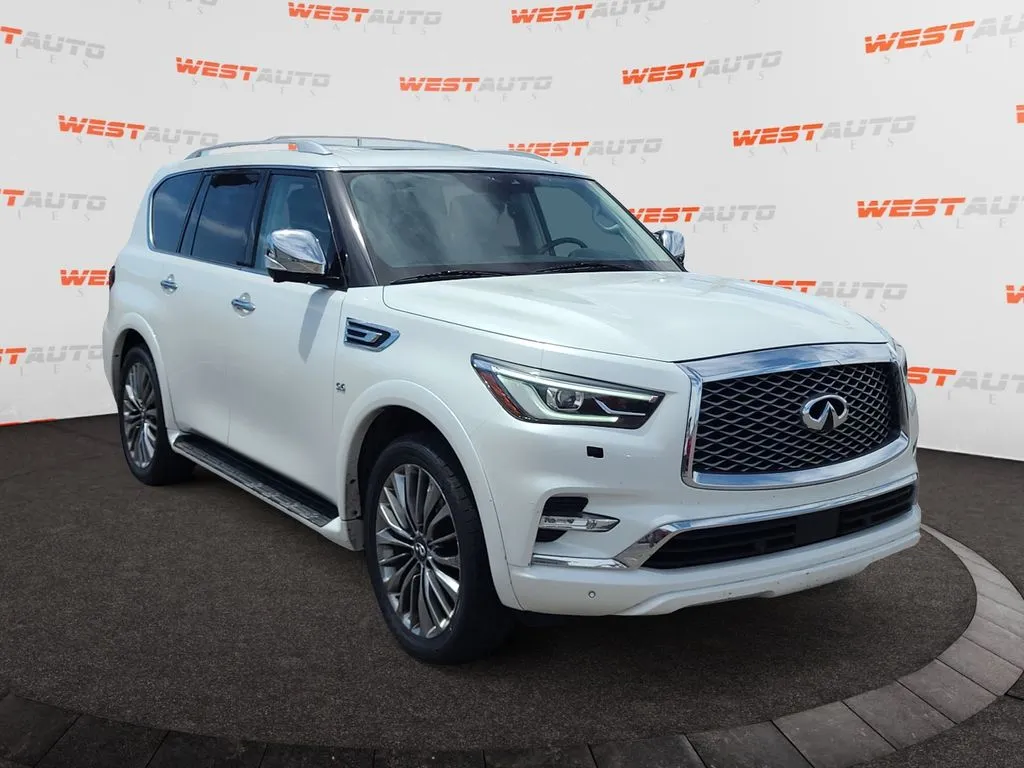 Infiniti QX80 photo 7