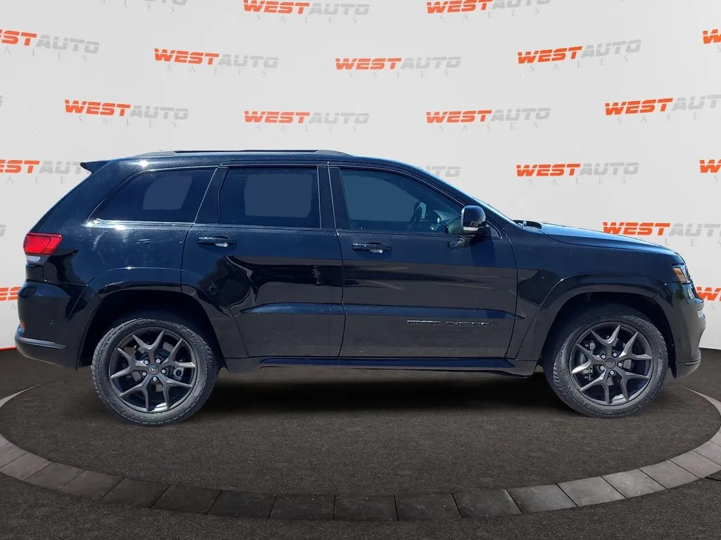 Jeep Grand Cherokee photo 6