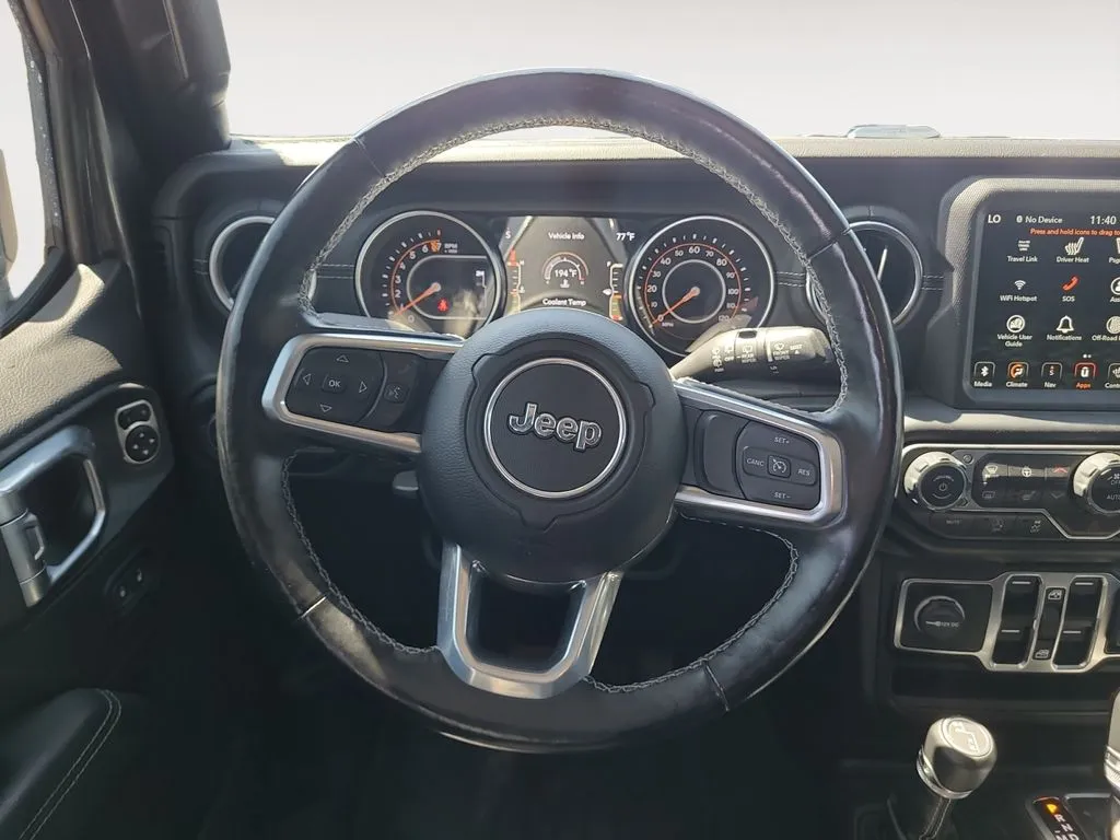 Jeep Wrangler photo 12
