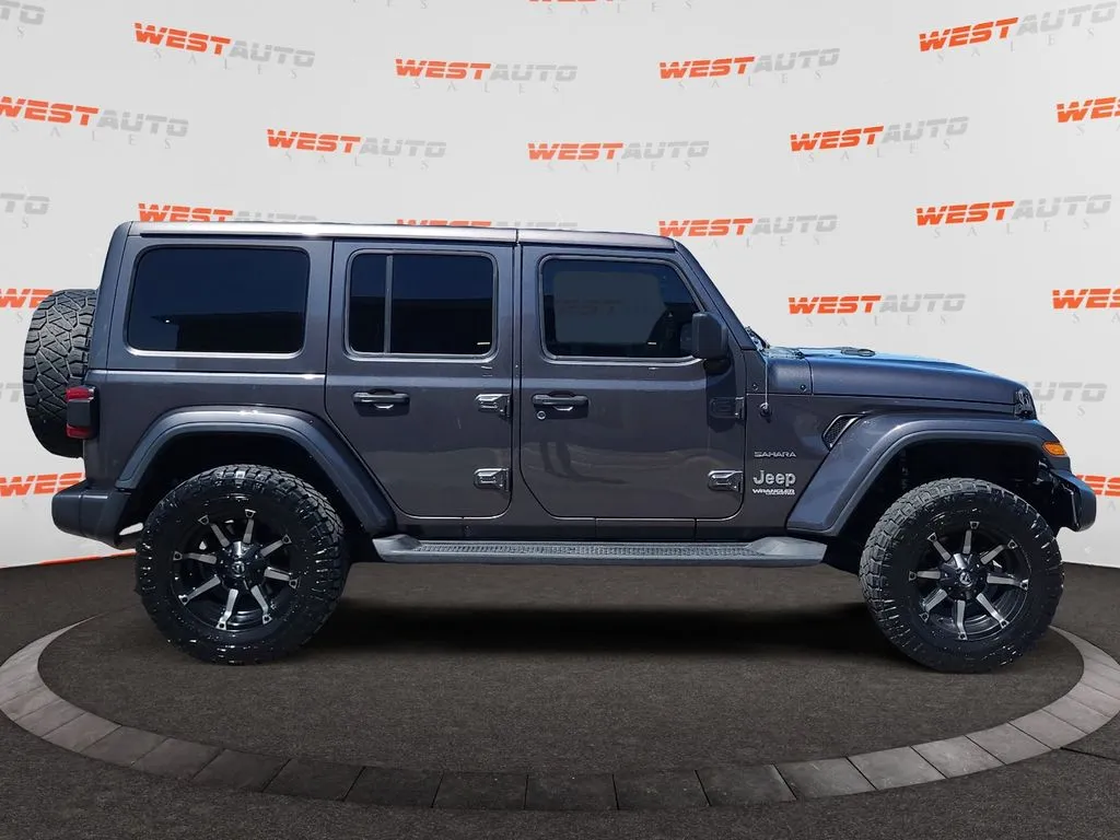 Jeep Wrangler photo 6
