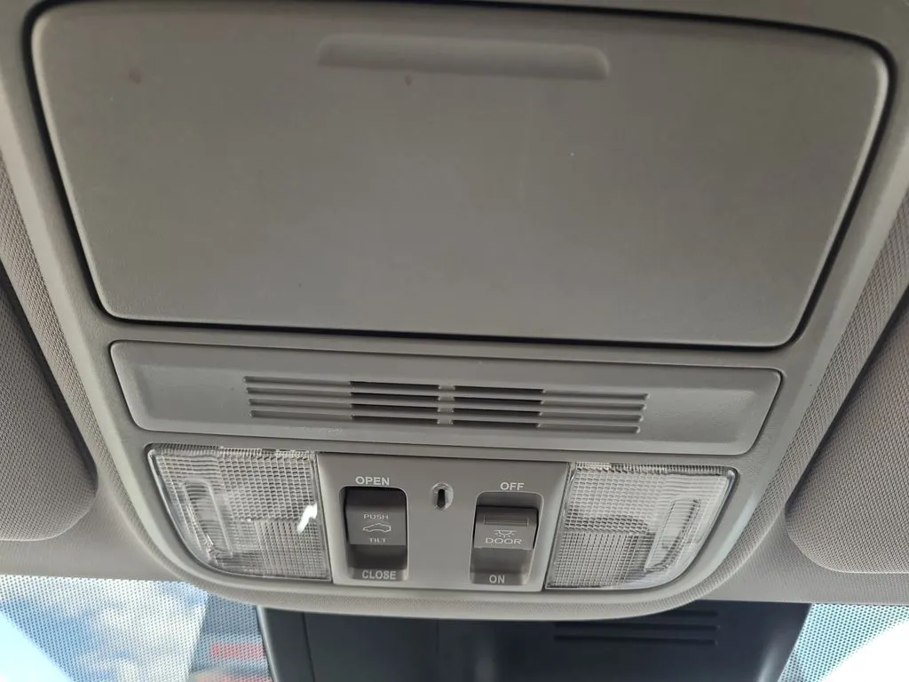Honda CR-V photo 30