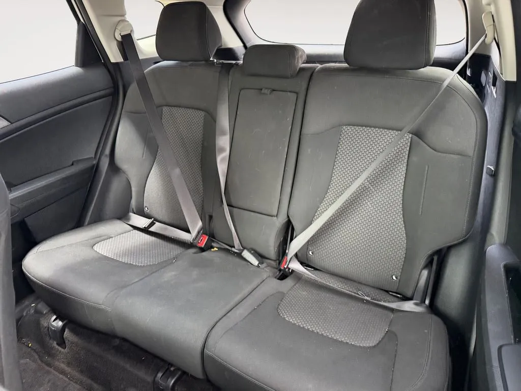 Kia Sportage photo 13