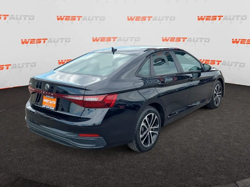 Volkswagen Jetta photo 5