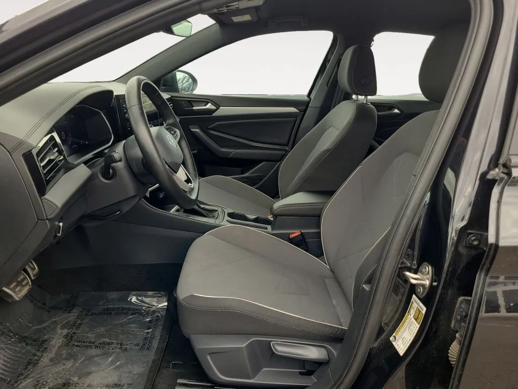 Volkswagen Jetta photo 9