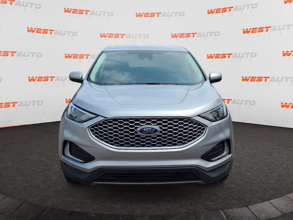 Ford Edge photo 8
