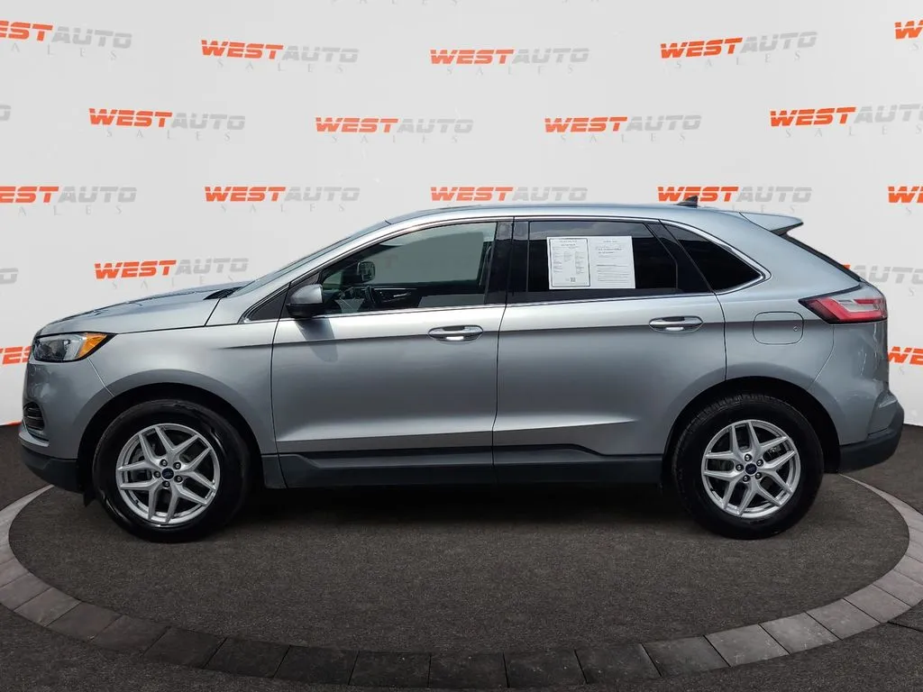 Ford Edge photo 2