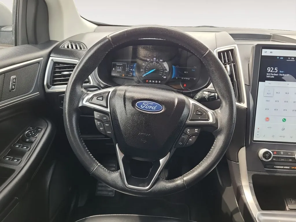 Ford Edge photo 12