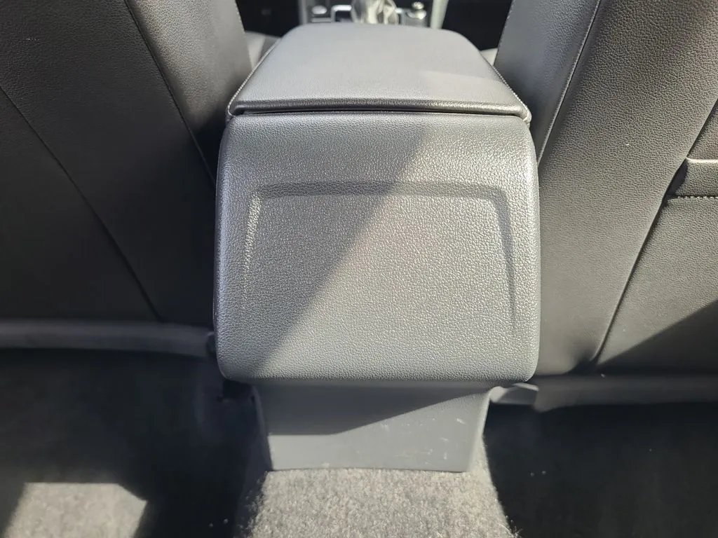 Volkswagen Jetta photo 32