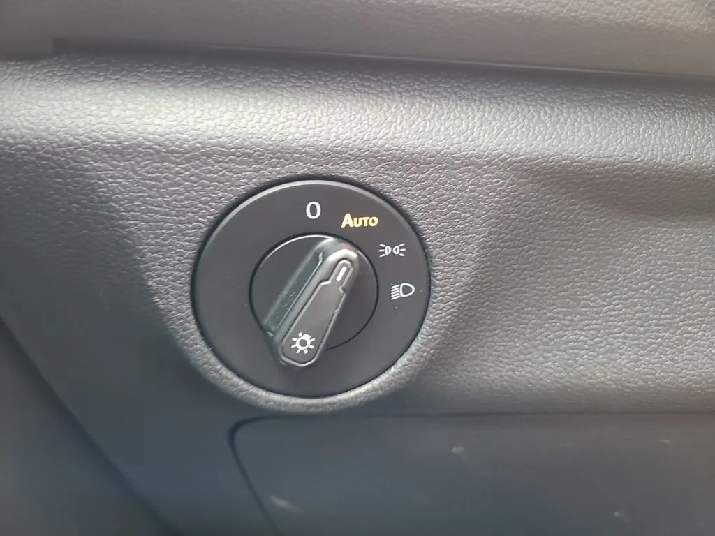 Volkswagen Jetta photo 20