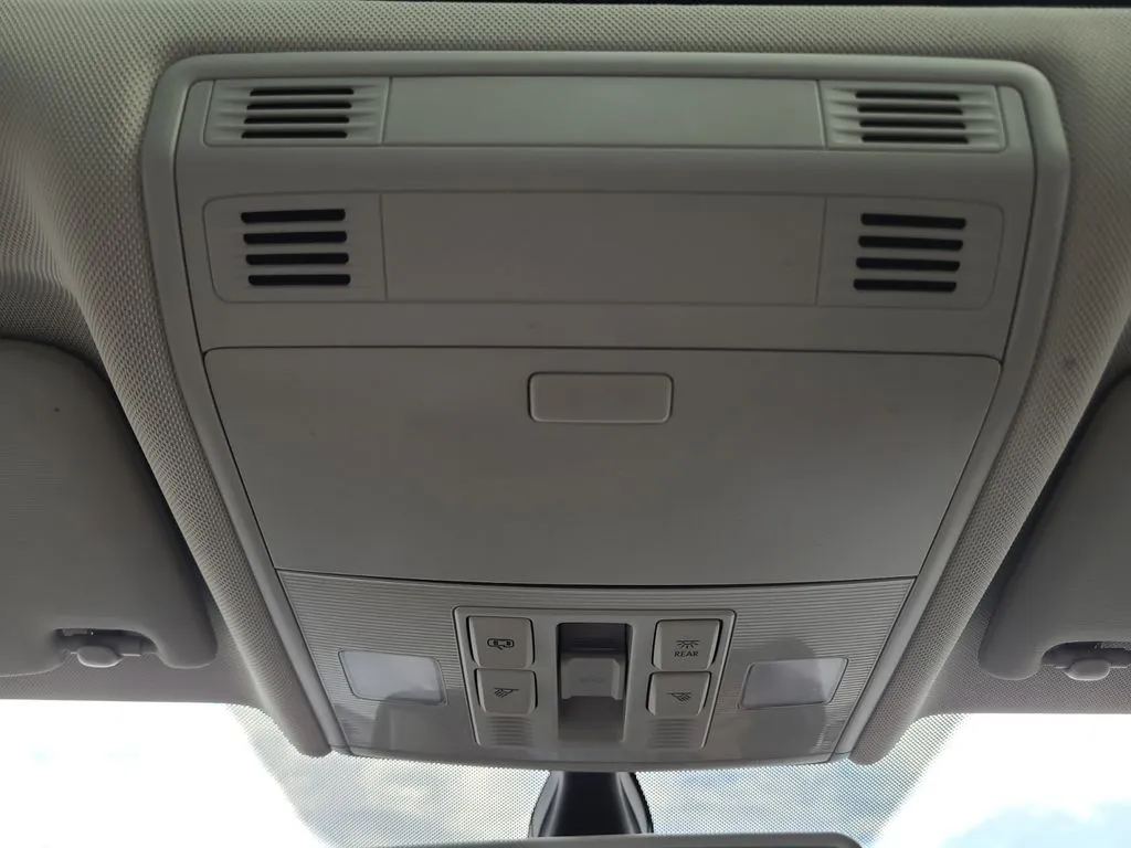 Volkswagen Jetta photo 29
