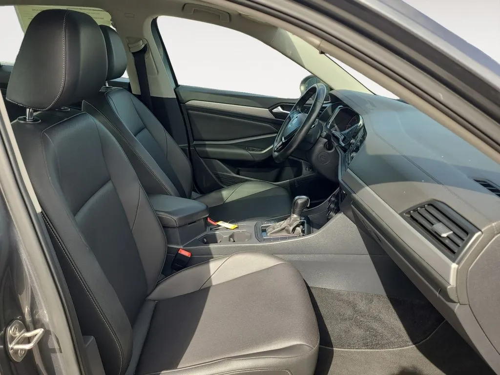Volkswagen Jetta photo 15