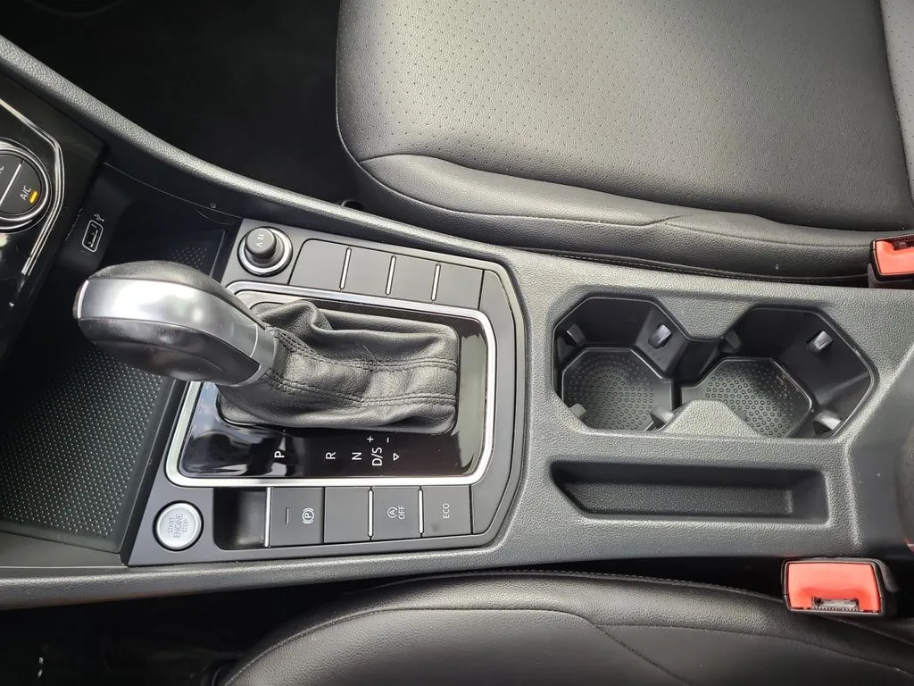 Volkswagen Jetta photo 27