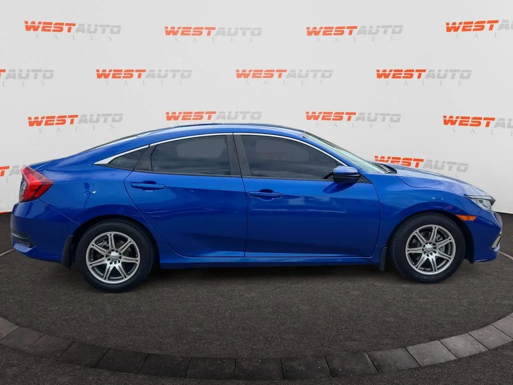 Honda Civic photo 6