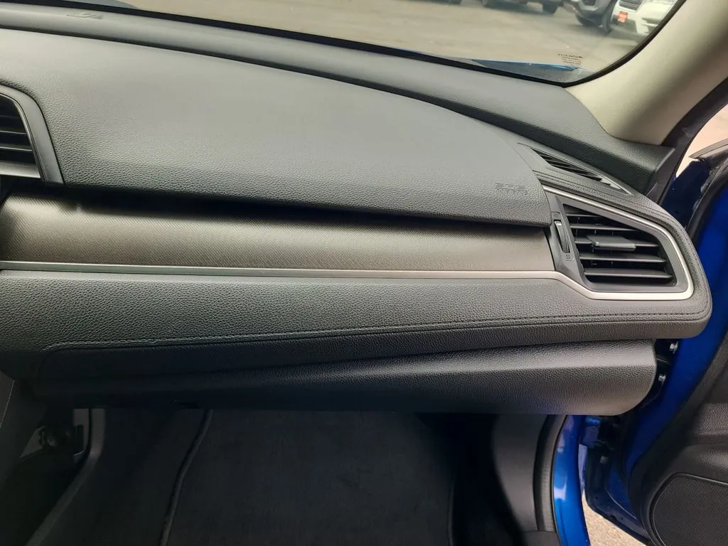 Honda Civic photo 16