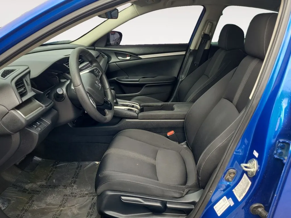 Honda Civic photo 9