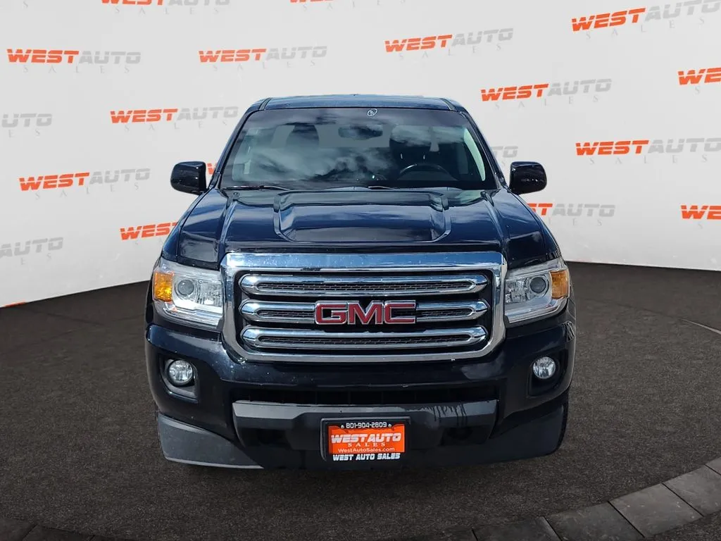 GMC Canyon photo 8