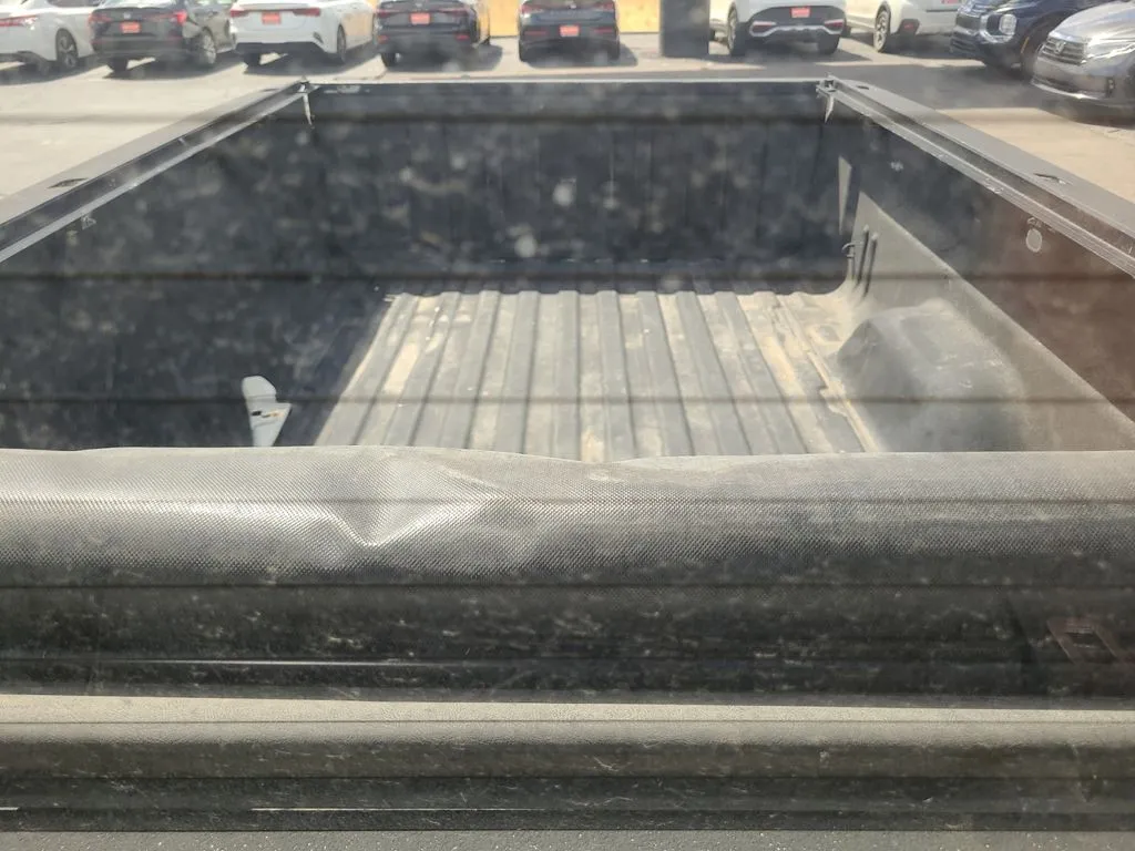 Chevrolet 3500HD photo 34