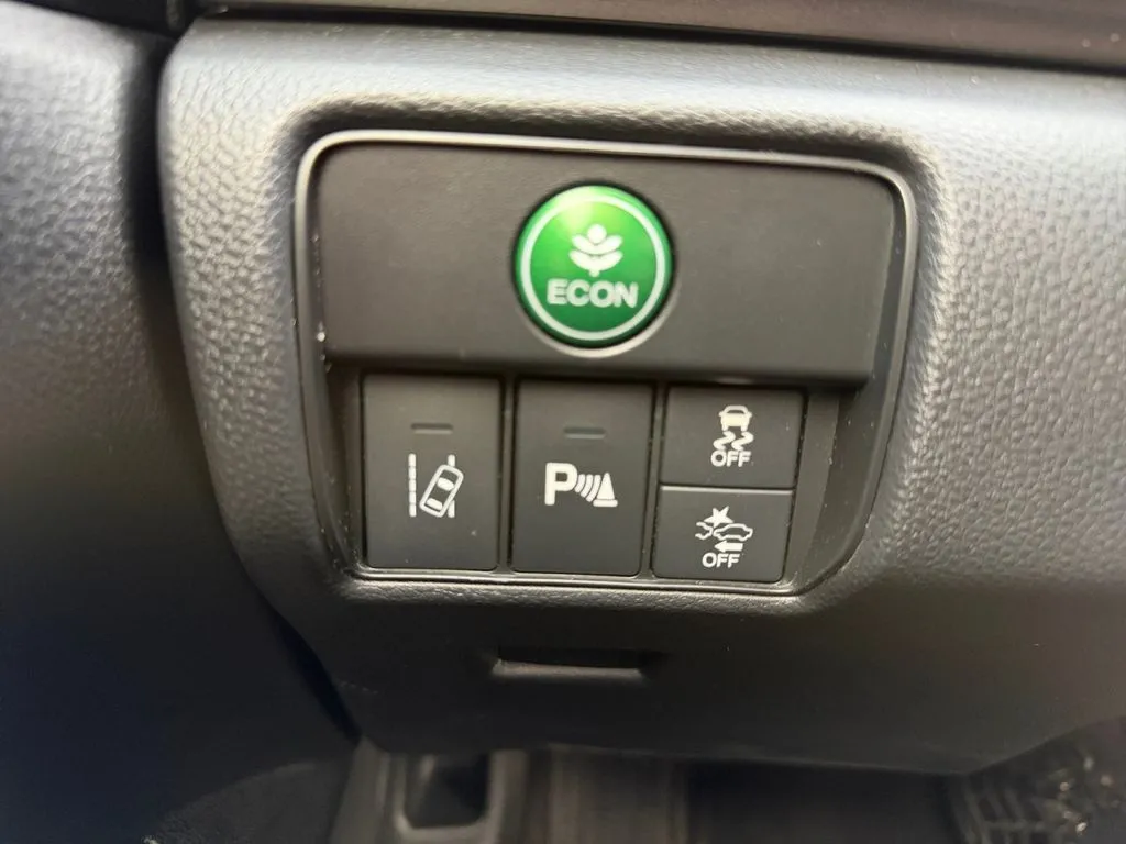 Honda Accord photo 28