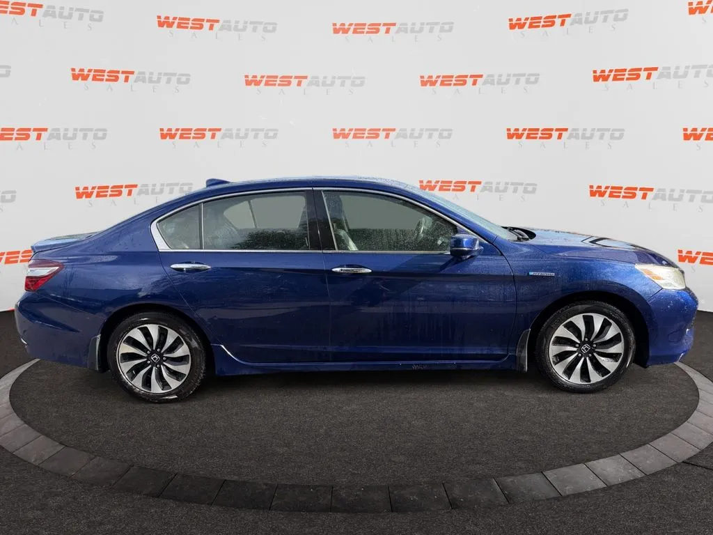 Honda Accord photo 6