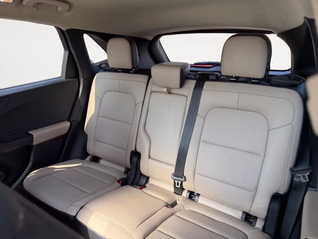 Ford Escape photo 13