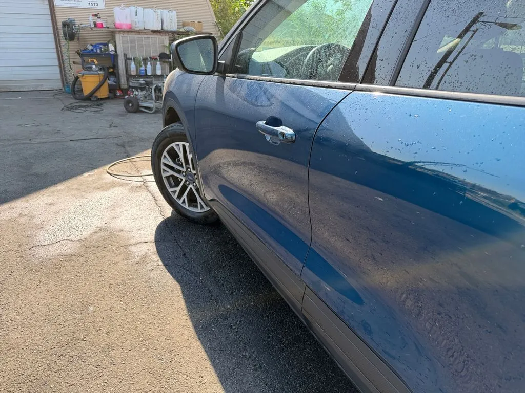 Ford Escape photo 31