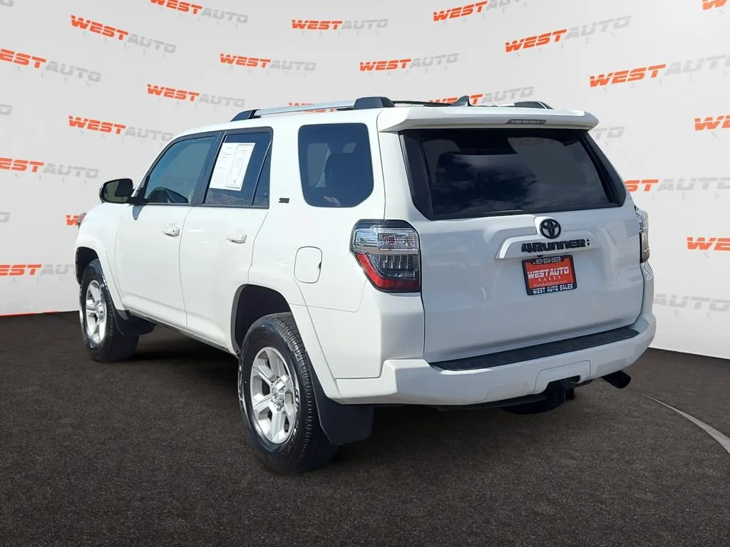 Toyota 4Runner photo 3