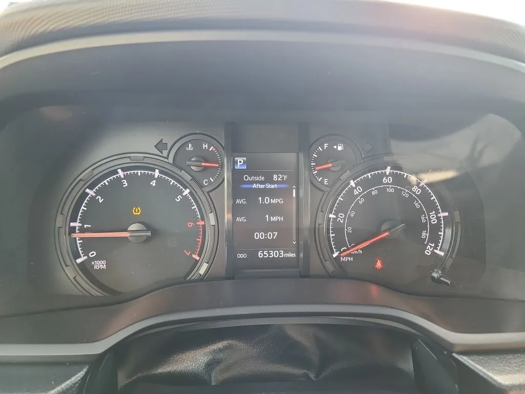 Toyota 4Runner photo 19
