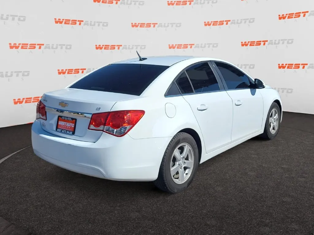 Chevrolet Cruze photo 5