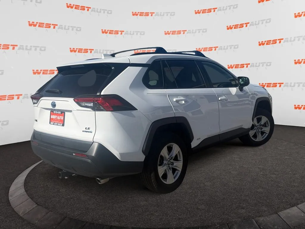 Toyota RAV4 photo 5