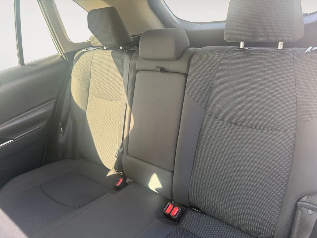 Toyota RAV4 photo 13