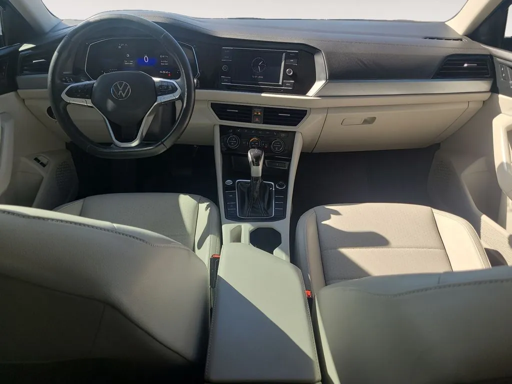 Volkswagen Jetta photo 10
