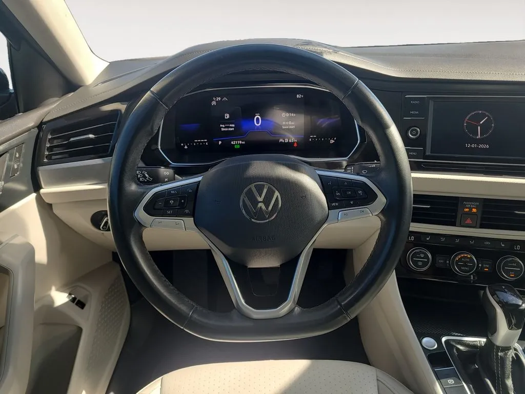 Volkswagen Jetta photo 12