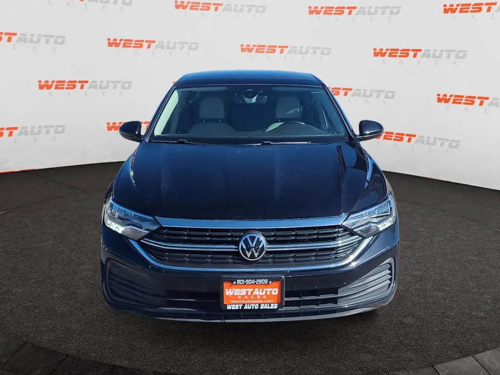 Volkswagen Jetta photo 8