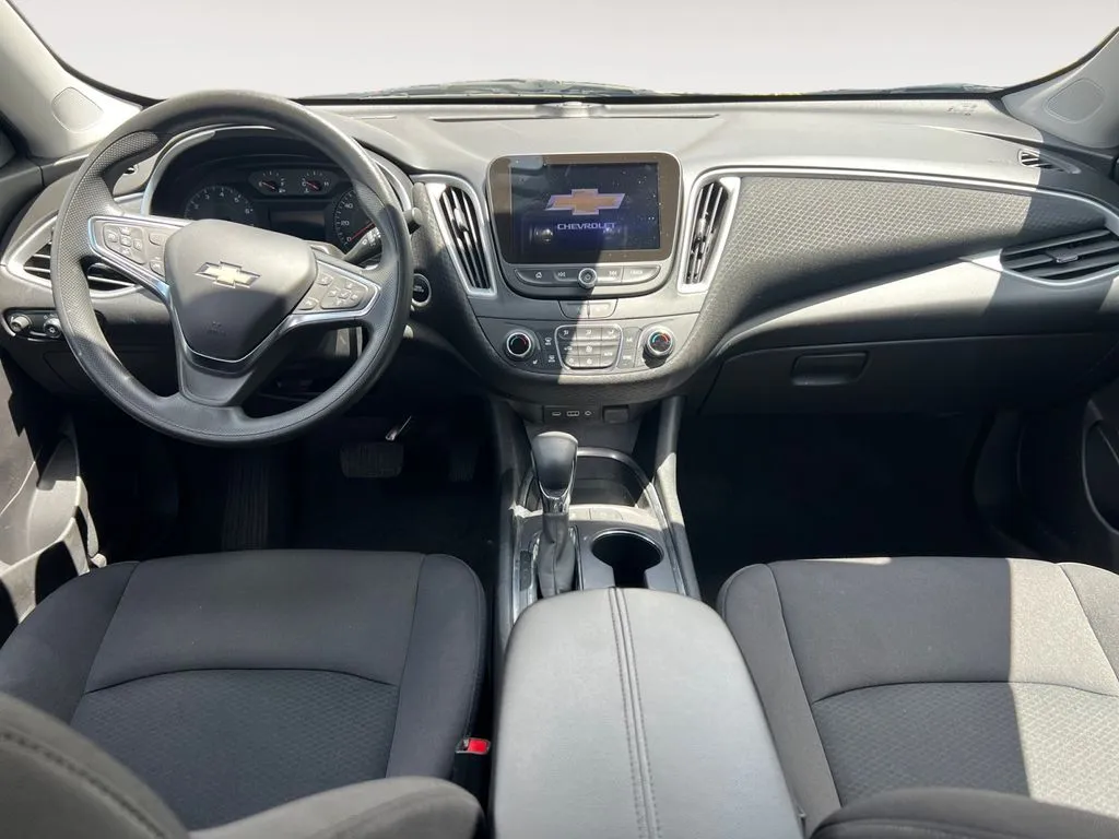 Chevrolet Malibu photo 10