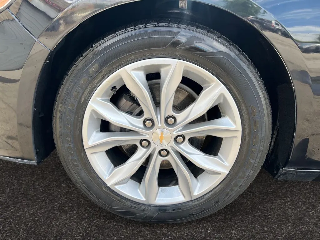 Chevrolet Malibu photo 14