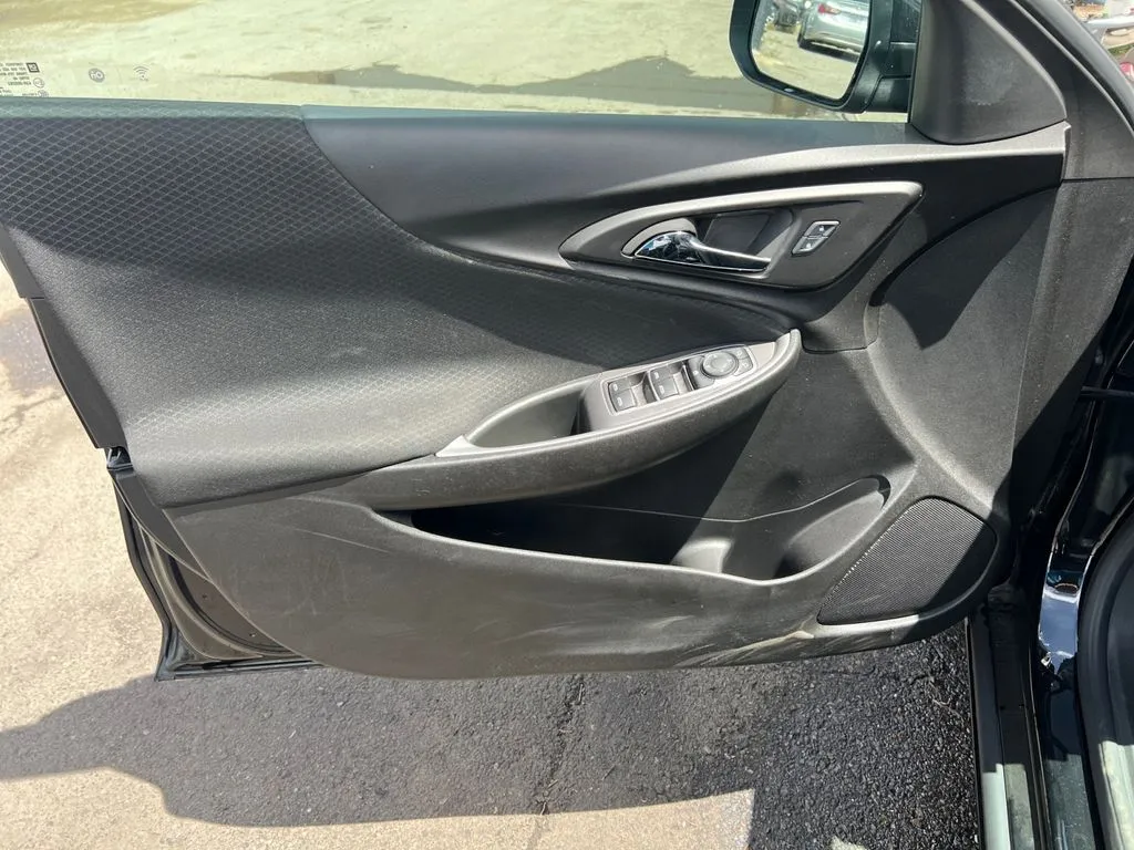 Chevrolet Malibu photo 19