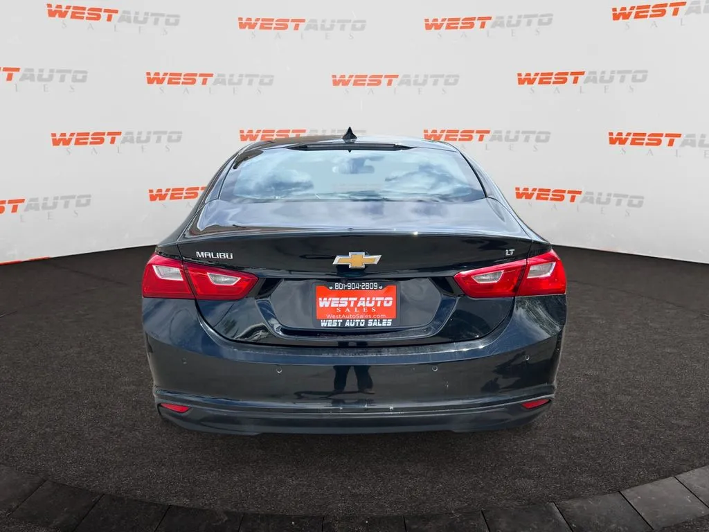 Chevrolet Malibu photo 4