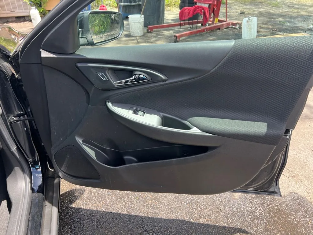 Chevrolet Malibu photo 17