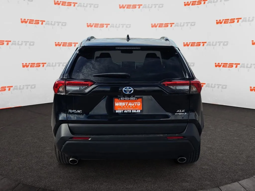 Toyota RAV4 photo 4