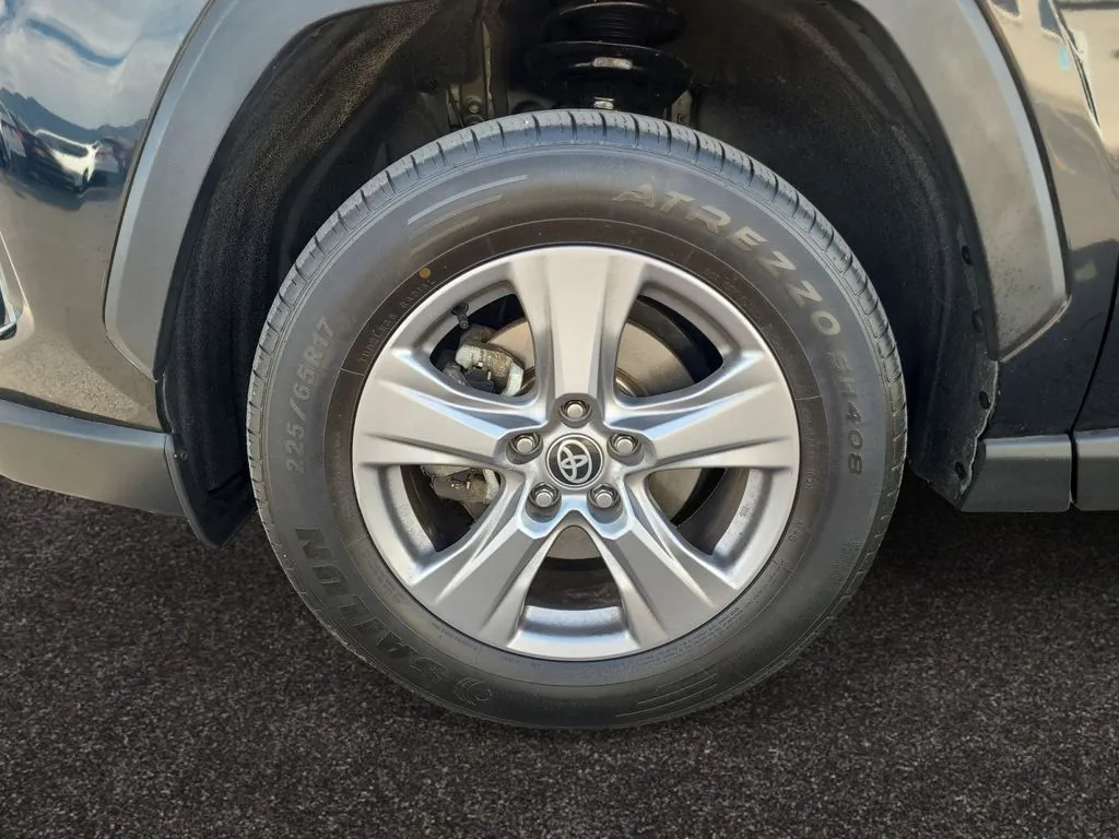 Toyota RAV4 photo 14