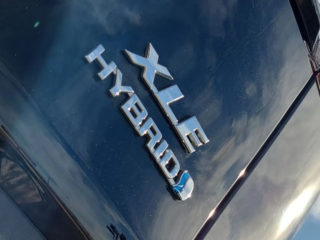 Toyota RAV4 photo 16