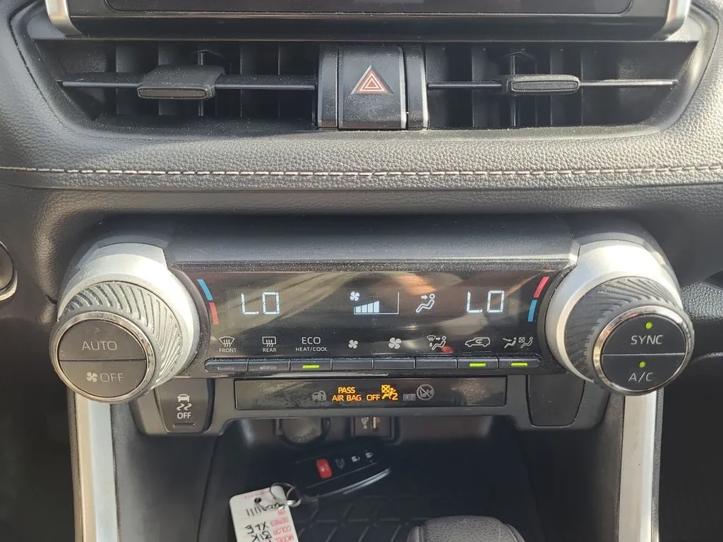 Toyota RAV4 photo 23