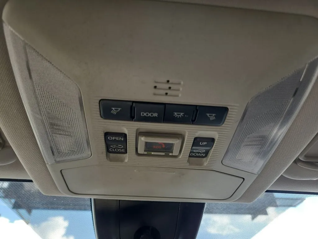 Toyota RAV4 photo 26