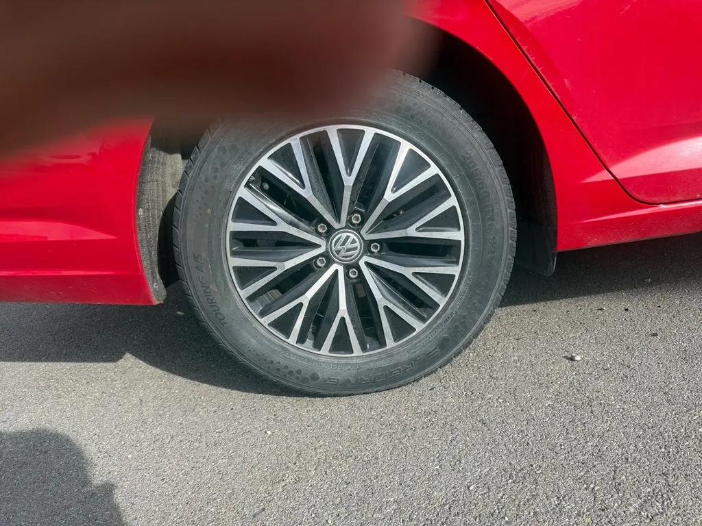 Volkswagen Jetta photo 23